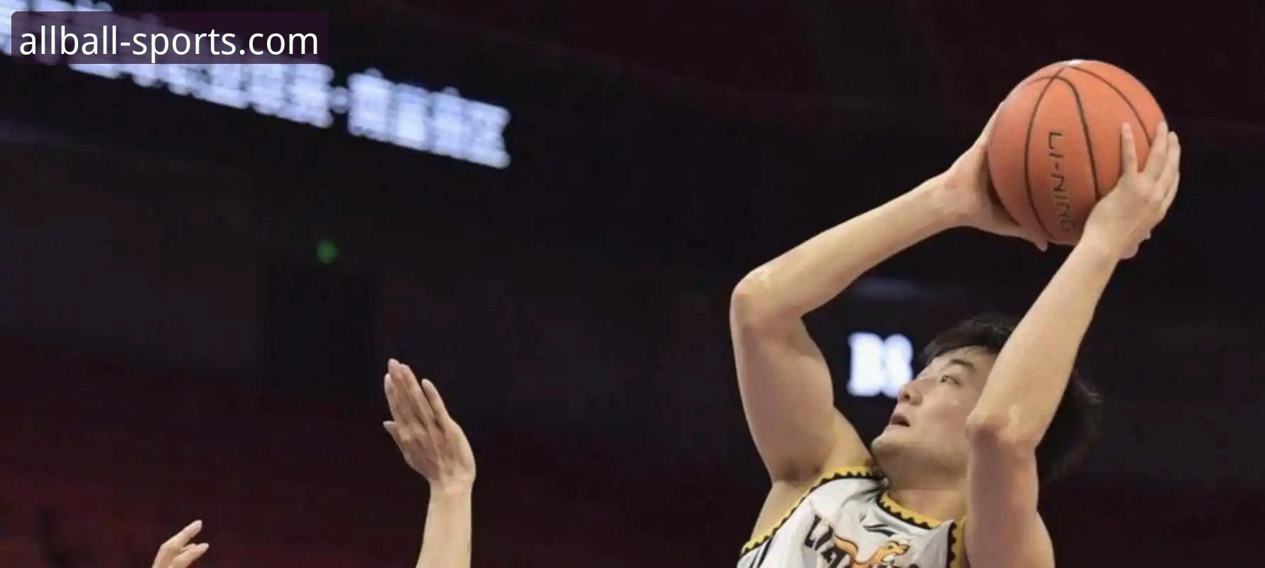有球体育免费 3个关键转折点:山西2-0横扫青岛,潘江复出带队挑战卫冕冠军